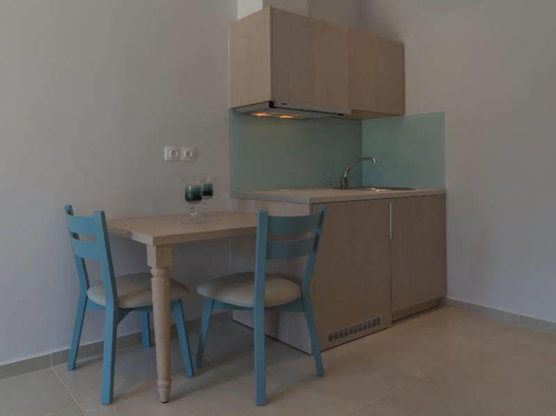 Mear Apartments And Studios Gialos  Екстериор снимка