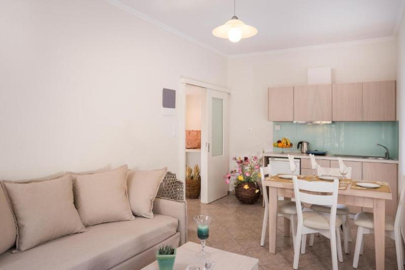 Mear Apartments And Studios Gialos  Екстериор снимка